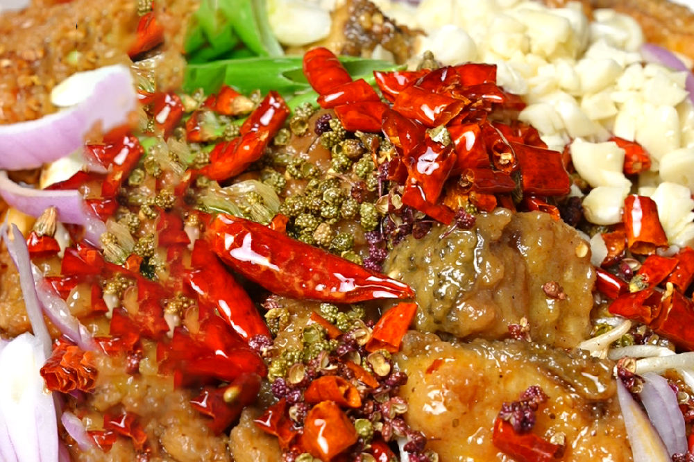 金宮，金宮雞精，金宮味精，金宮火鍋底料，金宮香腸臘肉調(diào)料，金宮小龍蝦調(diào)料，金宮魚(yú)調(diào)料，金宮調(diào)料定制，金宮調(diào)味品定制